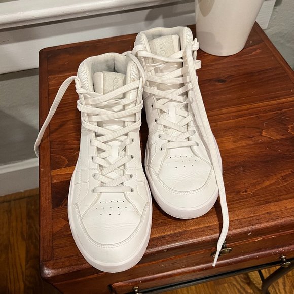 On-Running The Roger Clubhouse Mid, All White, Women Size 9 - Picture 7 of 7